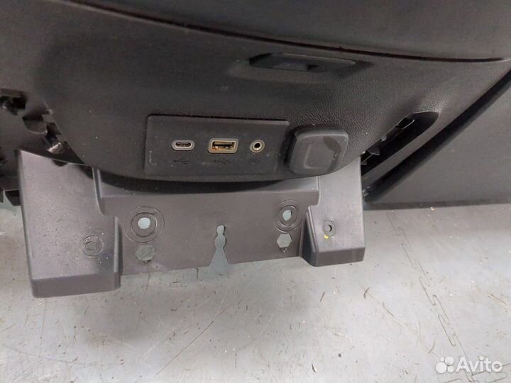 Панель передняя салона Chevrolet Malibu 2018, 2019