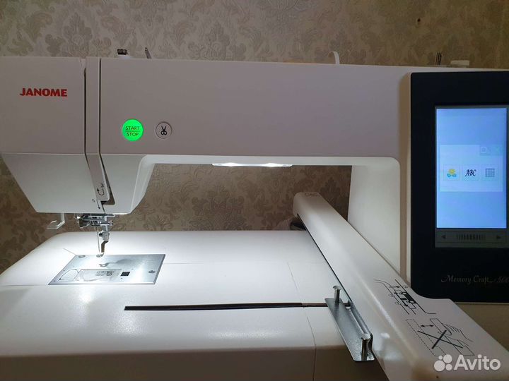 Janome Memory Craft 500 E