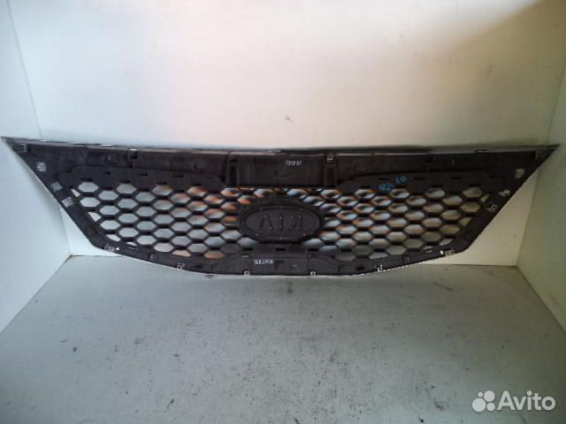 Решетка радиатора Kia Sorento 2 XM