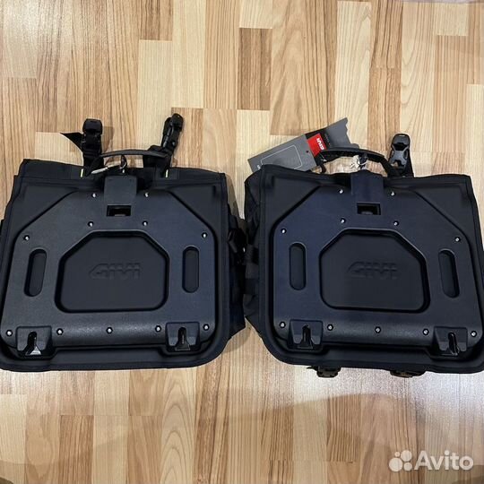 Givi GRT720 сумки боковые кофры кофр мото
