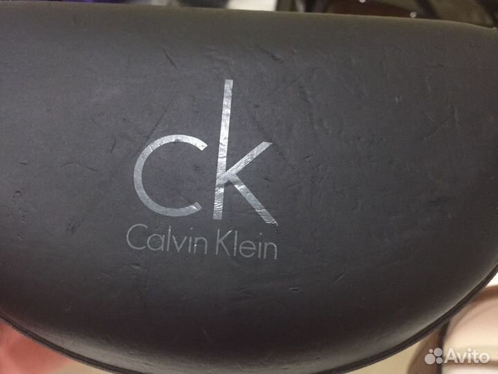 Очки Кельвин Кляйн