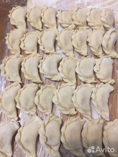 Пельмени, чебуреки ручной лепки домашние