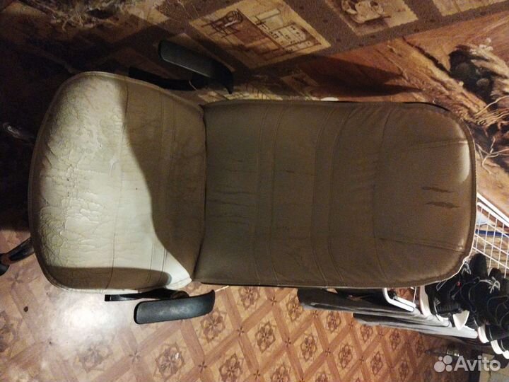 Компьютерное кресло