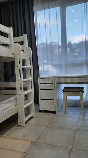 3-к. квартира, 40 м², 3/3 эт.