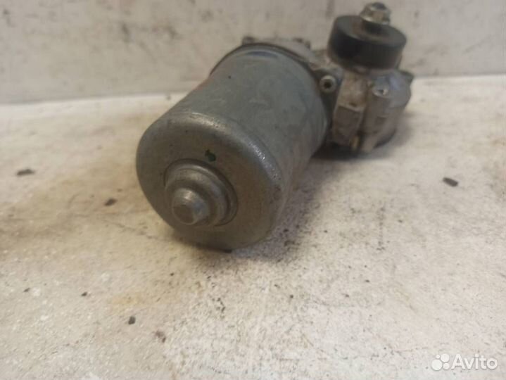 Моторчик стеклоочистителя передний