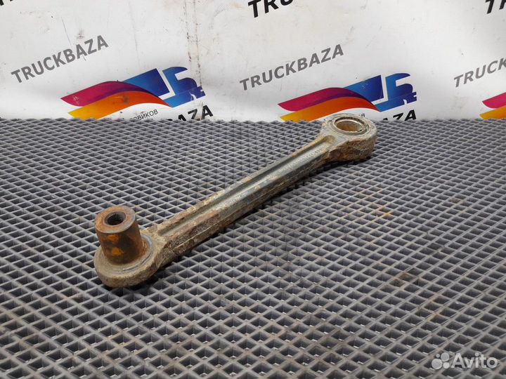 Стойка переднего стабилизатора