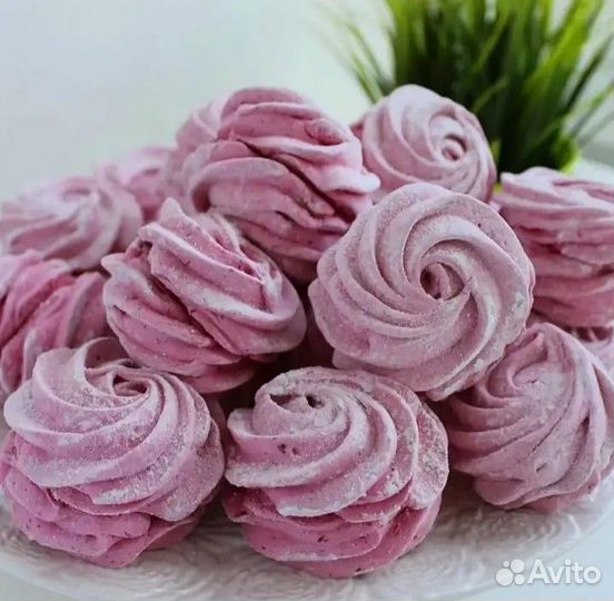Торт, меренговый рулет, моти, капкейки, трайфлы