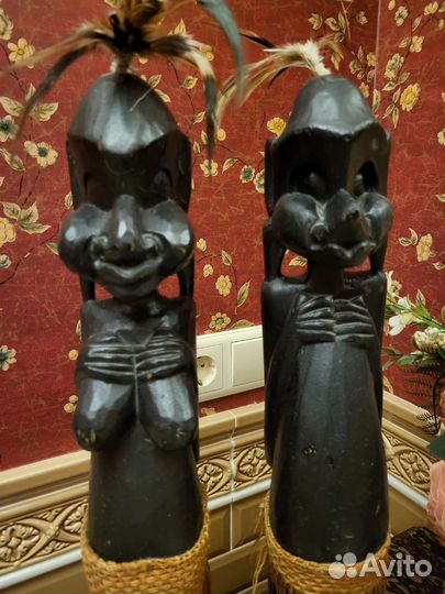 Статуэтки из дерева 50см