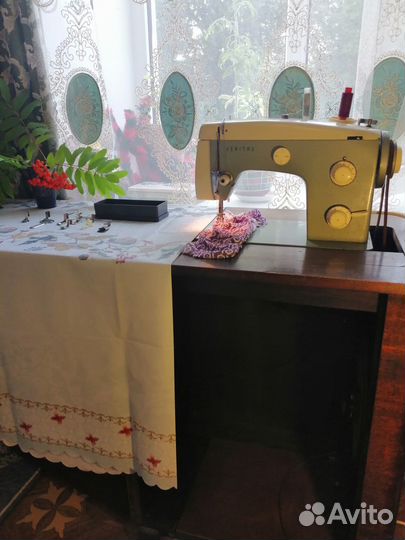 Швейная машинка