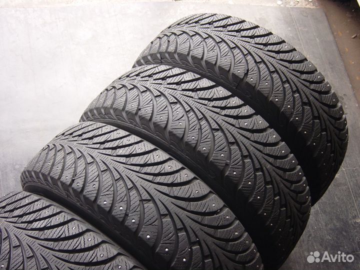 Sava Eskimo Stud 195/65 R15