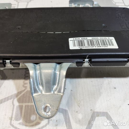 Подушка безопасности левой двери mercedes w209