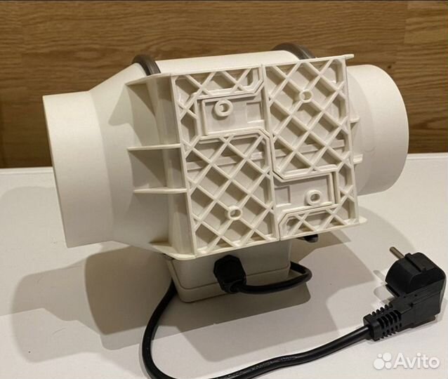 Вентилятор канальный / вытяжка / вентиляция