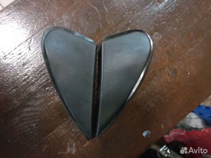 Уголок крыла молдинг крыла Toyota corolla E180