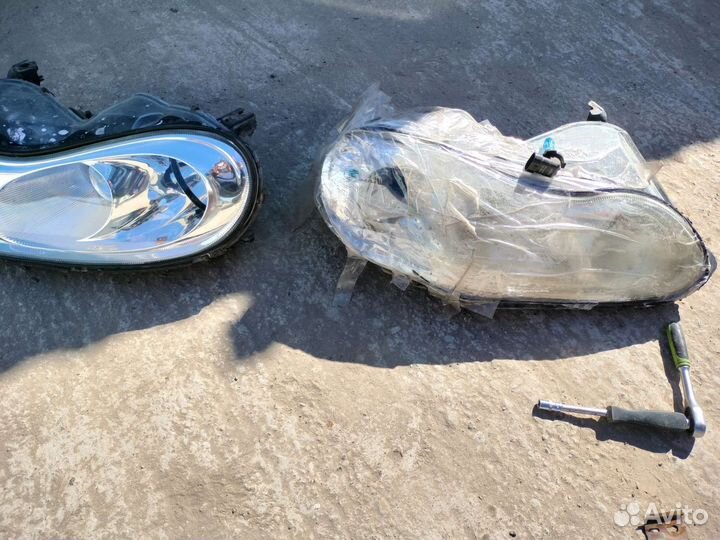 Фара на chrysler concorde