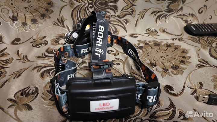 Налобный фонарь boruit с аккумулятором 18650