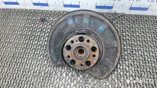 Ступица задняя левая mercedes benz E-class W212 (1