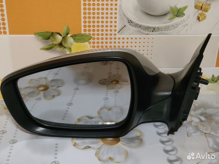 Зеркало левое Hyundai Solaris 1