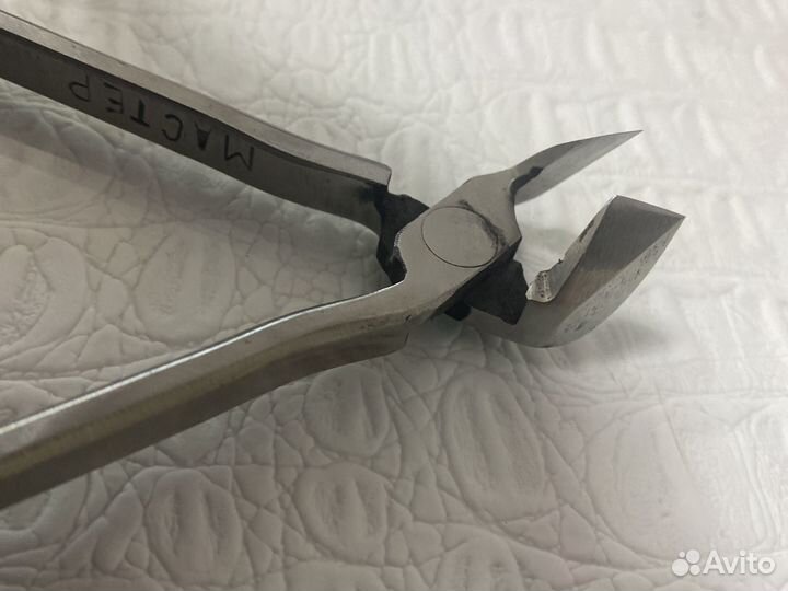 Кусачки для кутикулы