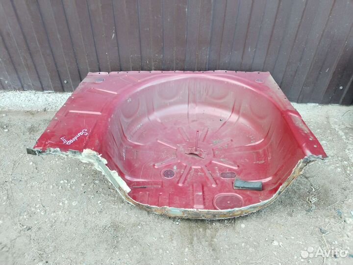 Пол багажника Renault Sandero 2