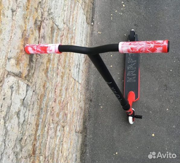 Трюковой самокат для трюков