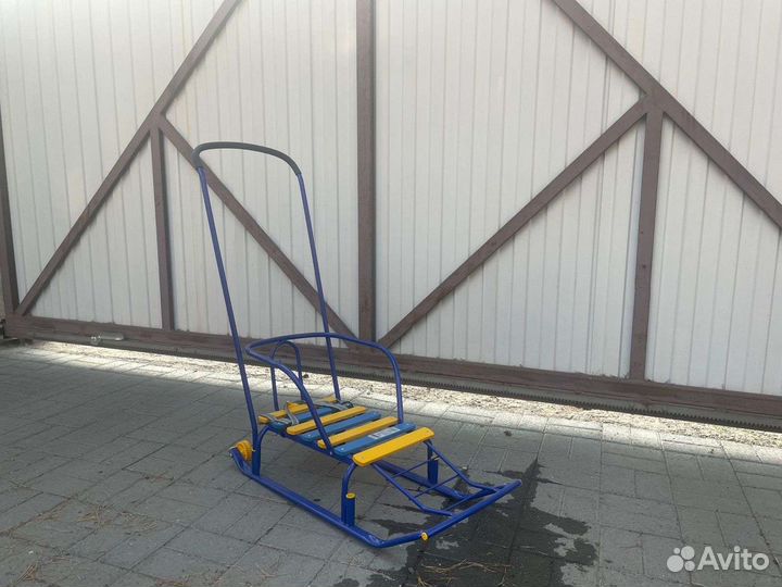 Детские санки с колесами