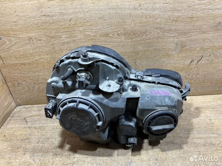 Фара передняя левая Mercedes W210 рест 141937