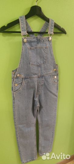 Джинсовый комбинезон для девочки