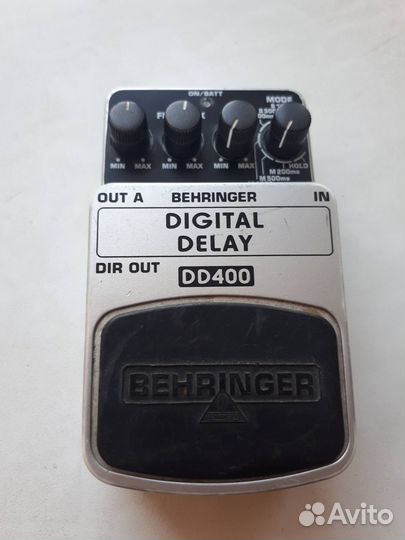 Гитарная педаль эффектов Behringer DD400