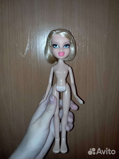 Кукла Bratz Хлоя Neon Pop Divaz