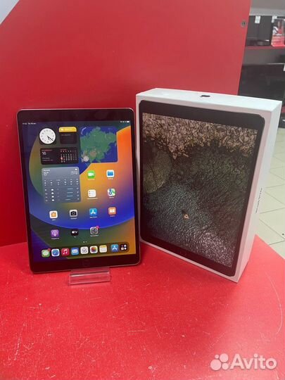 Планшет Apple iPad Pro Wi-Fi 10.5 64 GB