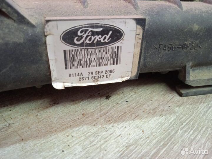 Радиатор основной Ford Mondeo 3 2005
