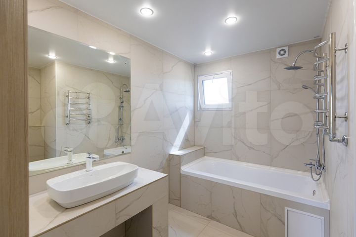 Дом 81 м² на участке 8,3 сот.