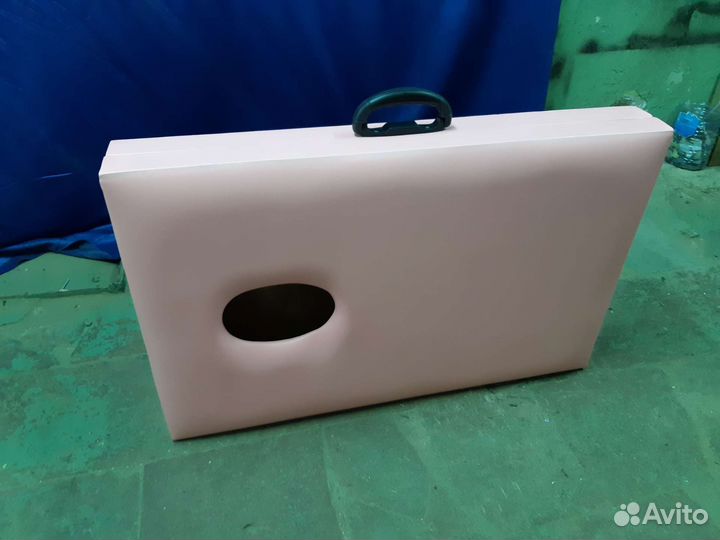 Массажный стол