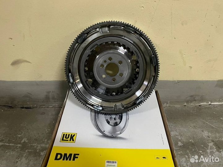 Маховик двухмассовый LUK 4150521090 DSG7 132,6