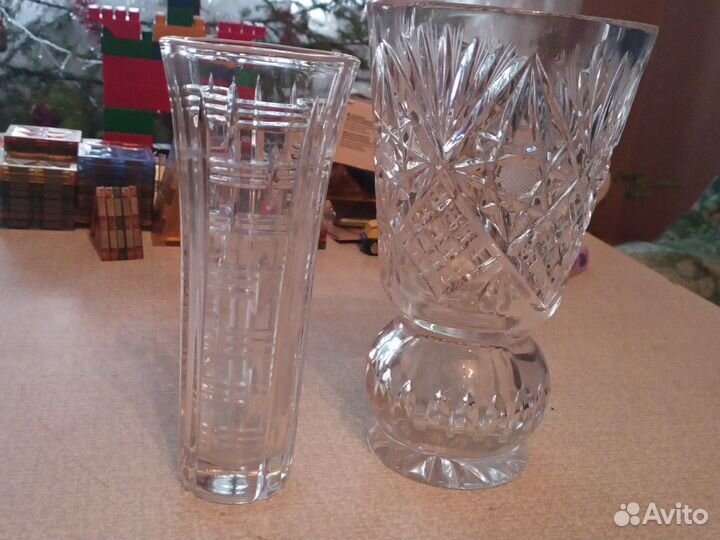 Поднос, ваза красного хрусталя