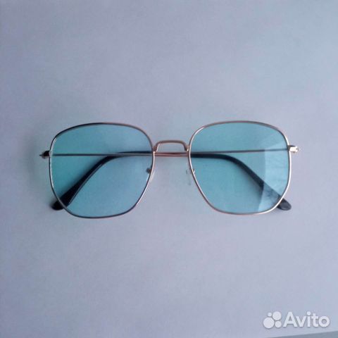 Солнечные очки женские