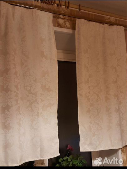 Шторы плотные на небольшое окно