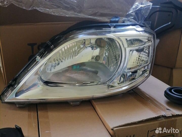 Фары Renault Logan 1 2009-2014