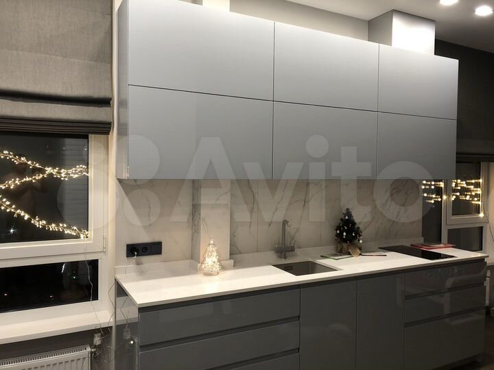 2-к. квартира, 58 м², 8/15 эт.