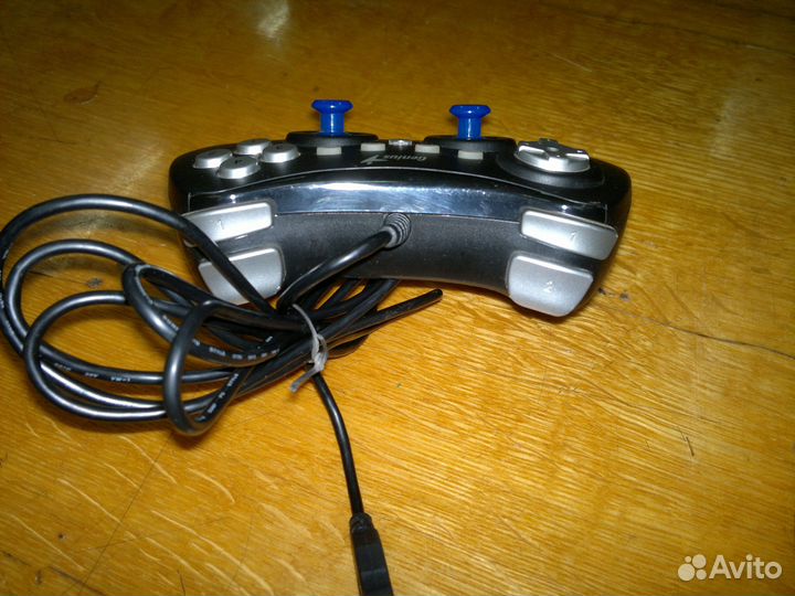 Геймпад Genius MaxFire Grandias 12V