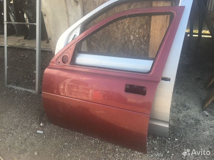 Лендровер Фрилендер Дверь передняя Лев