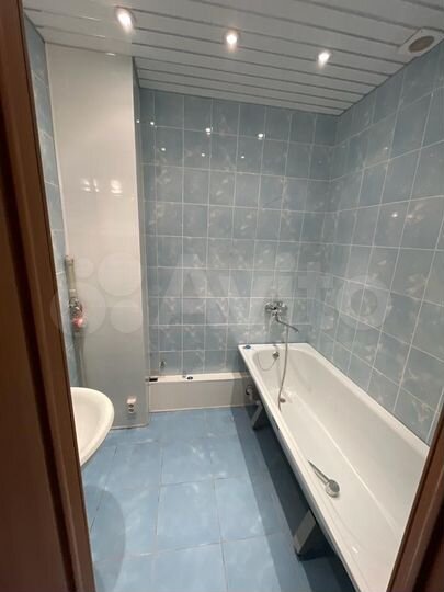 2-к. квартира, 68,3 м², 4/9 эт.