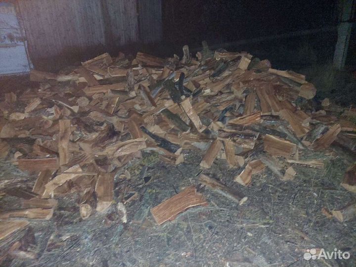 Дрова колотые дуб