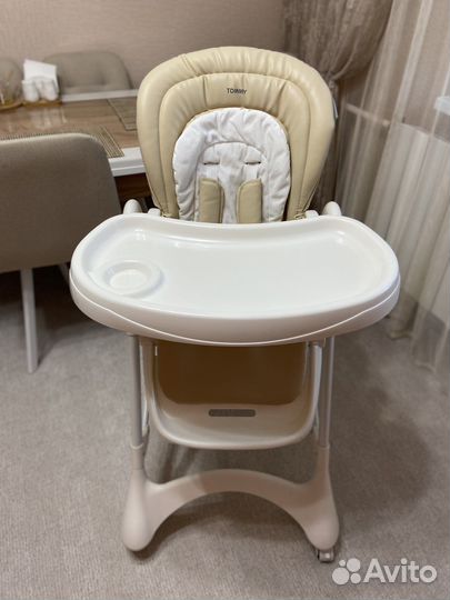 Стульчик для кормления tommy
