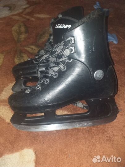 Продам коньки б/у