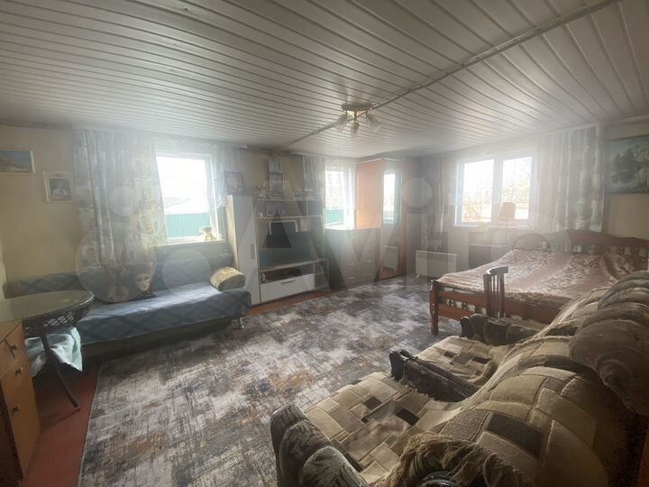 Дом 36 м² на участке 8 сот.