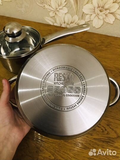 Набор кастрюль