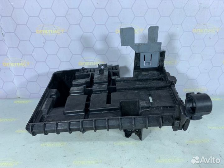 Крепление аккумулятора Opel Meriva A 2008