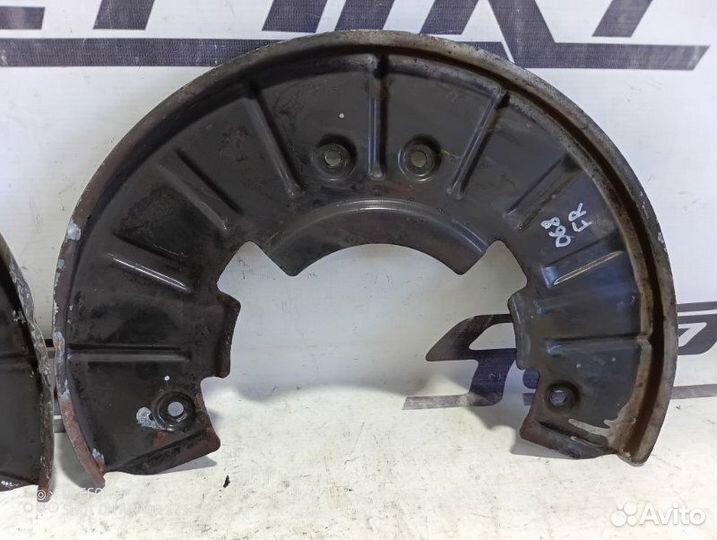 Пыльник тормозного диска передний Audi Q7 4L 3.0