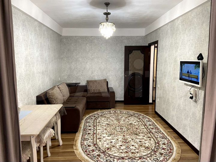 2-к. квартира, 40 м², 4/10 эт.